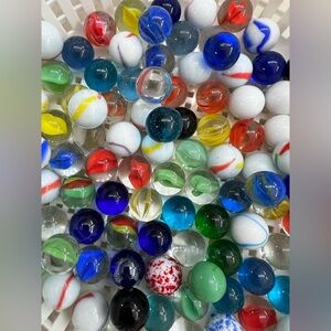 #3 Vintage Marbles Over 100 ESTATE FIND Shooters Iridescent Superman Confetti